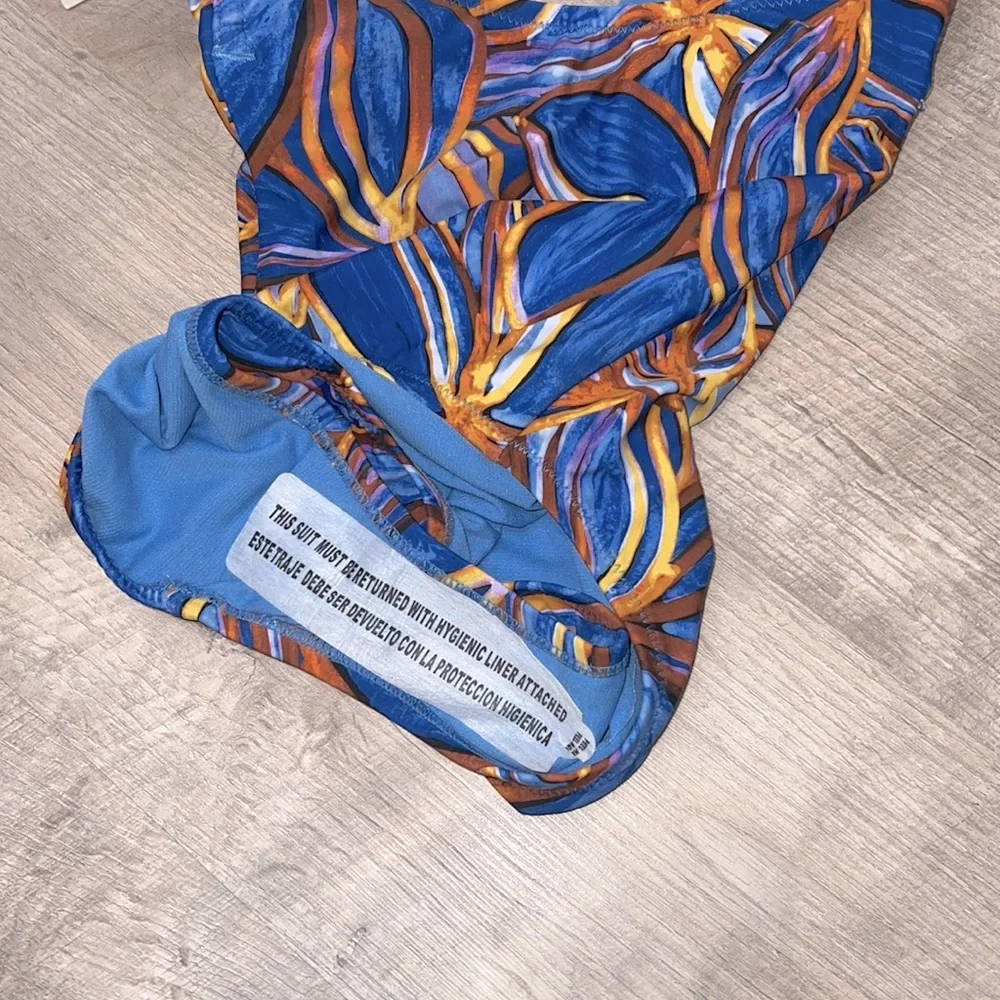 NWT Target Fe Noel Whole Piece Swim